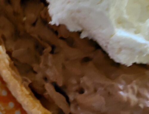 Jolly Holly Holiday: No Sugar Baker’s Chocolate Walnut Pie